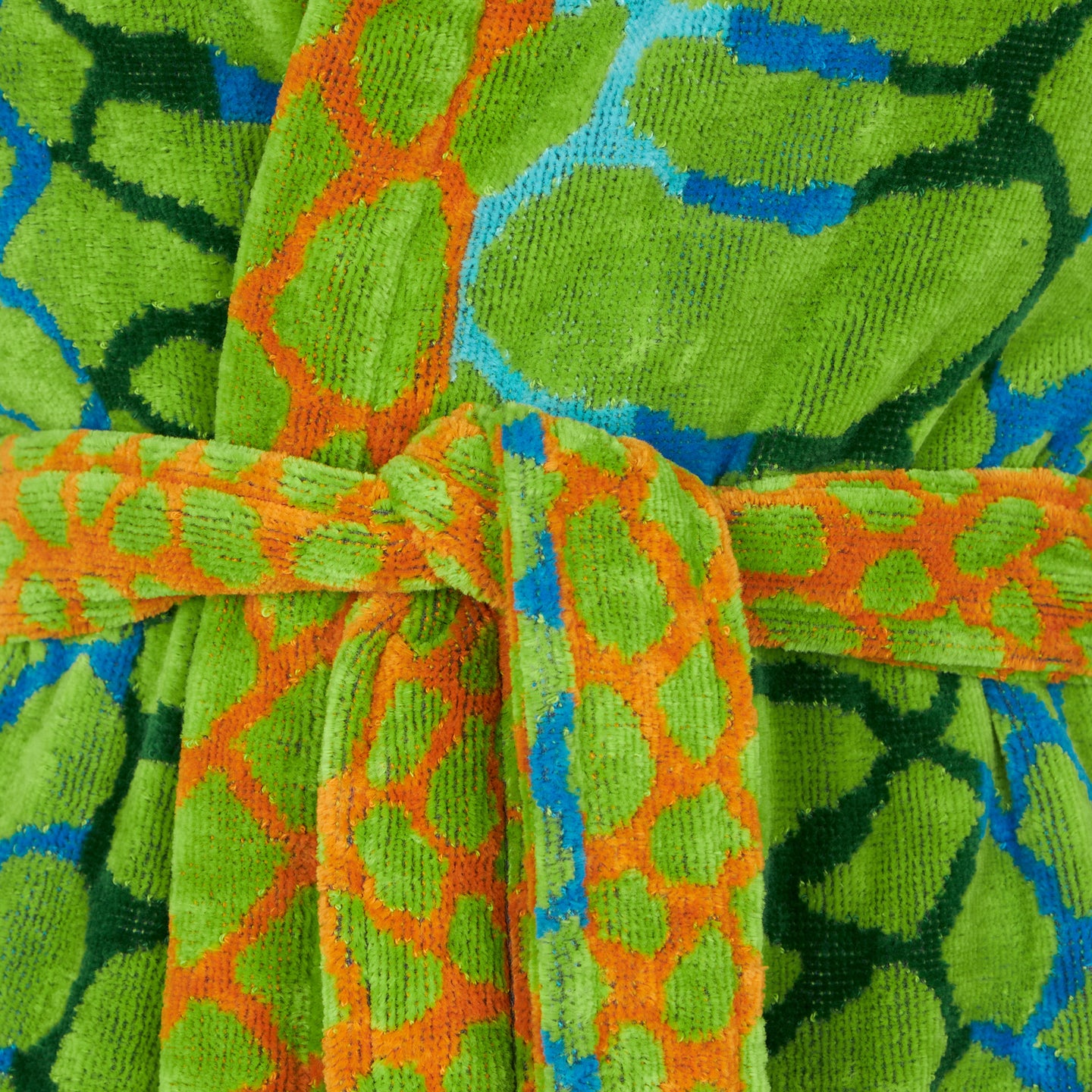 Accappatoio con Cappuccio Carrara Pyton Moderno in Spugna