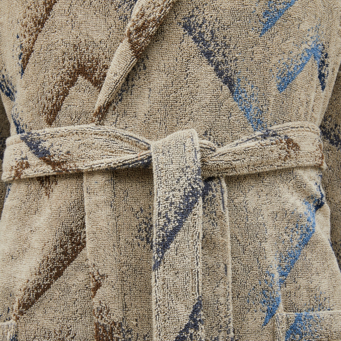 Accappatoio con Cappuccio Carrara Kanzi Moderno in Spugna