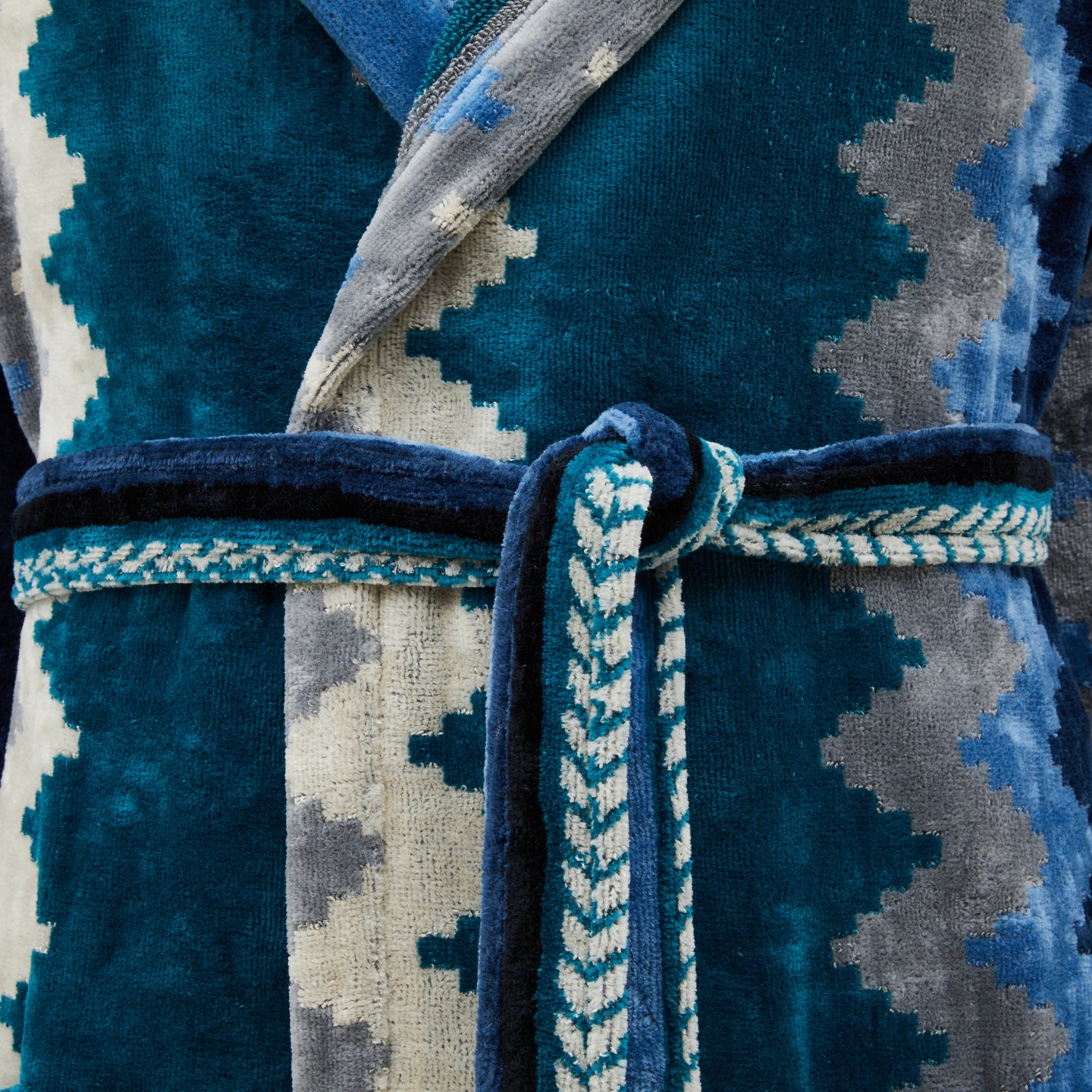 Accappatoio con Cappuccio Carrara Oseye Moderno in Spugna