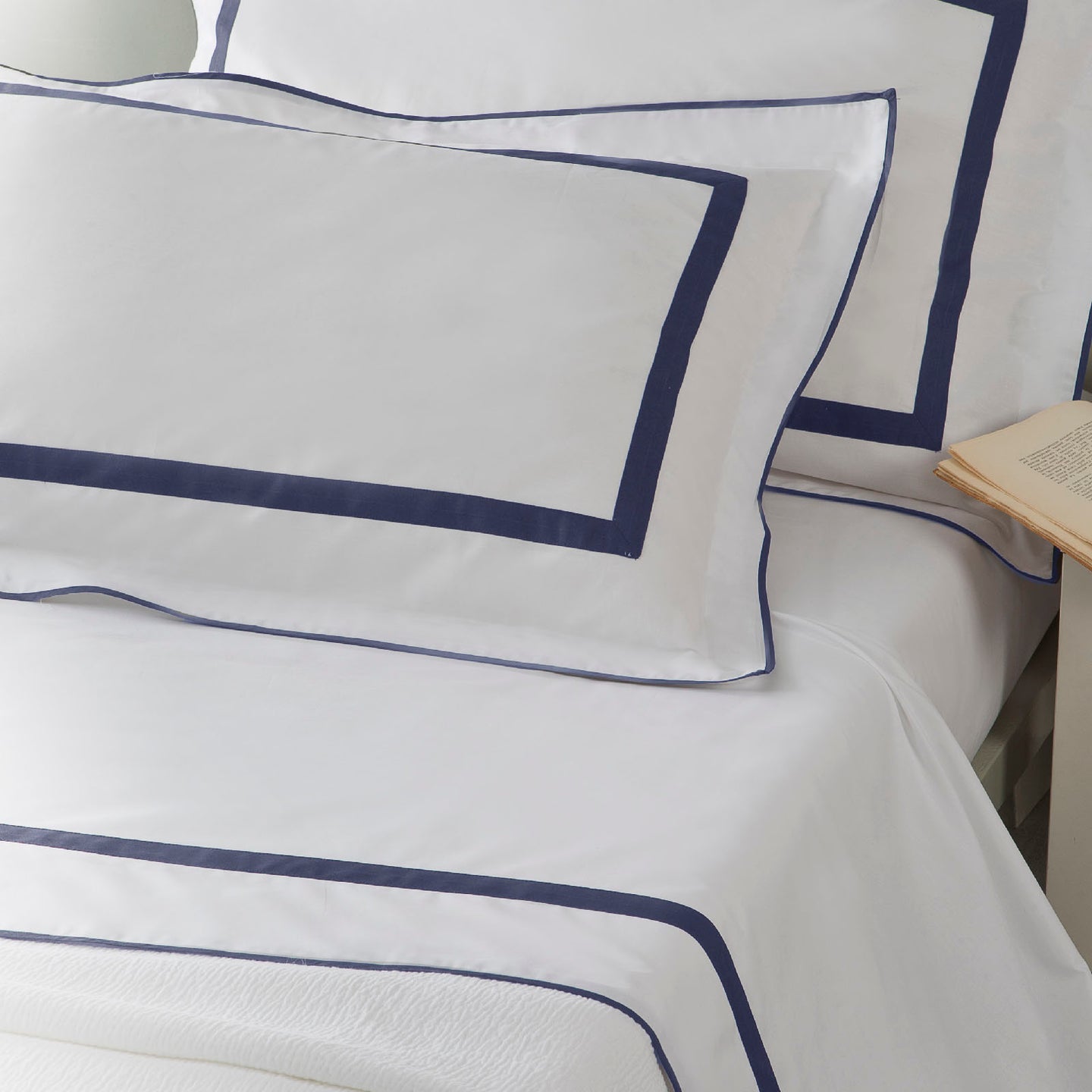 Completo Lenzuola Mirabello Brera Ritz Tinta Unita in Percalle