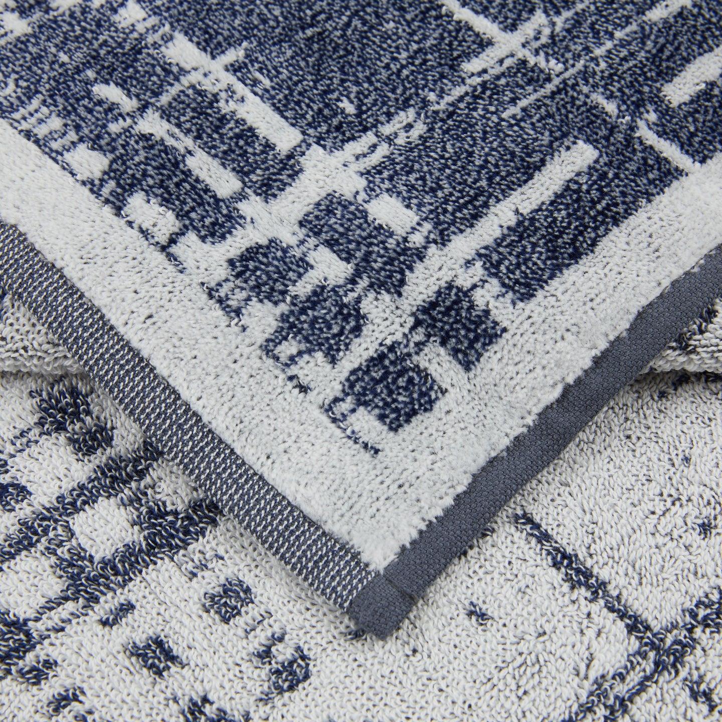 Telo Bagno Trussardi Scratch Moderno in Spugna