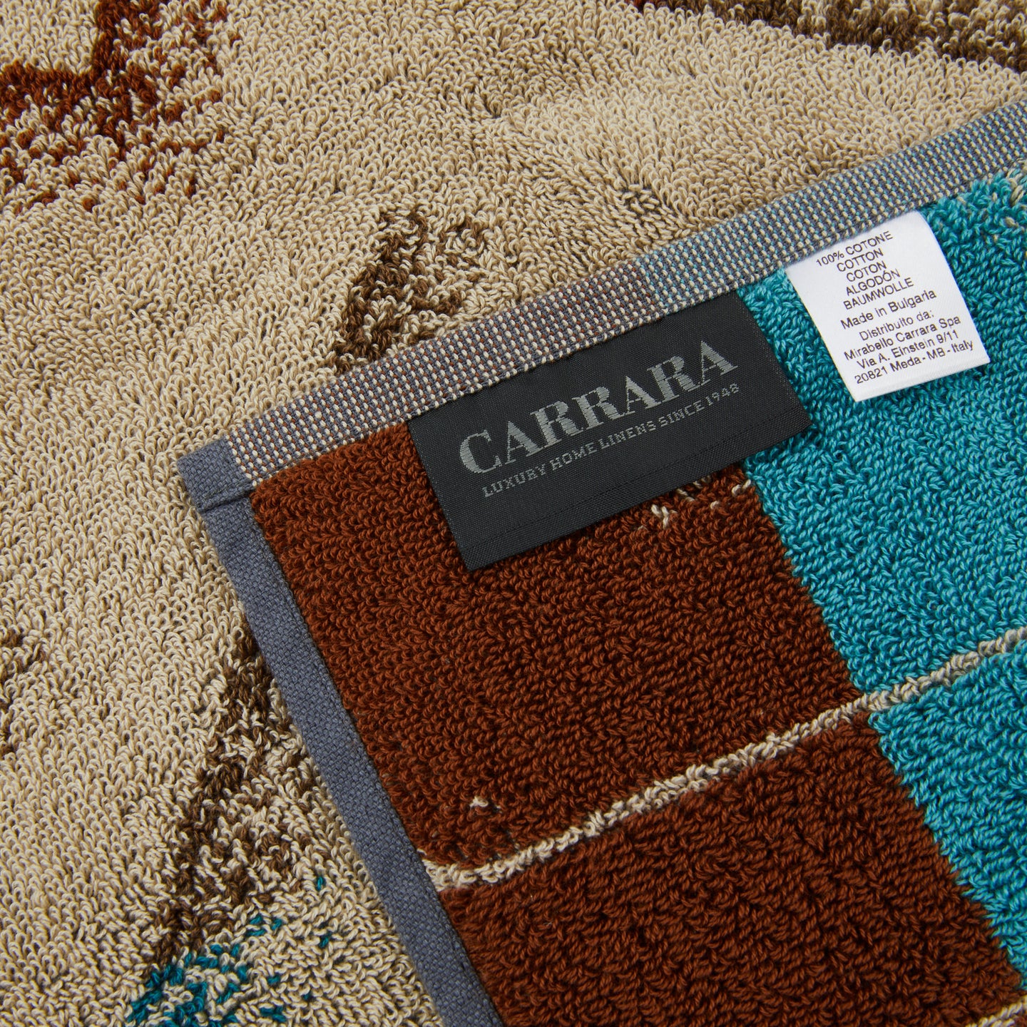 Telo Bagno Carrara Kanzi Moderno in Spugna