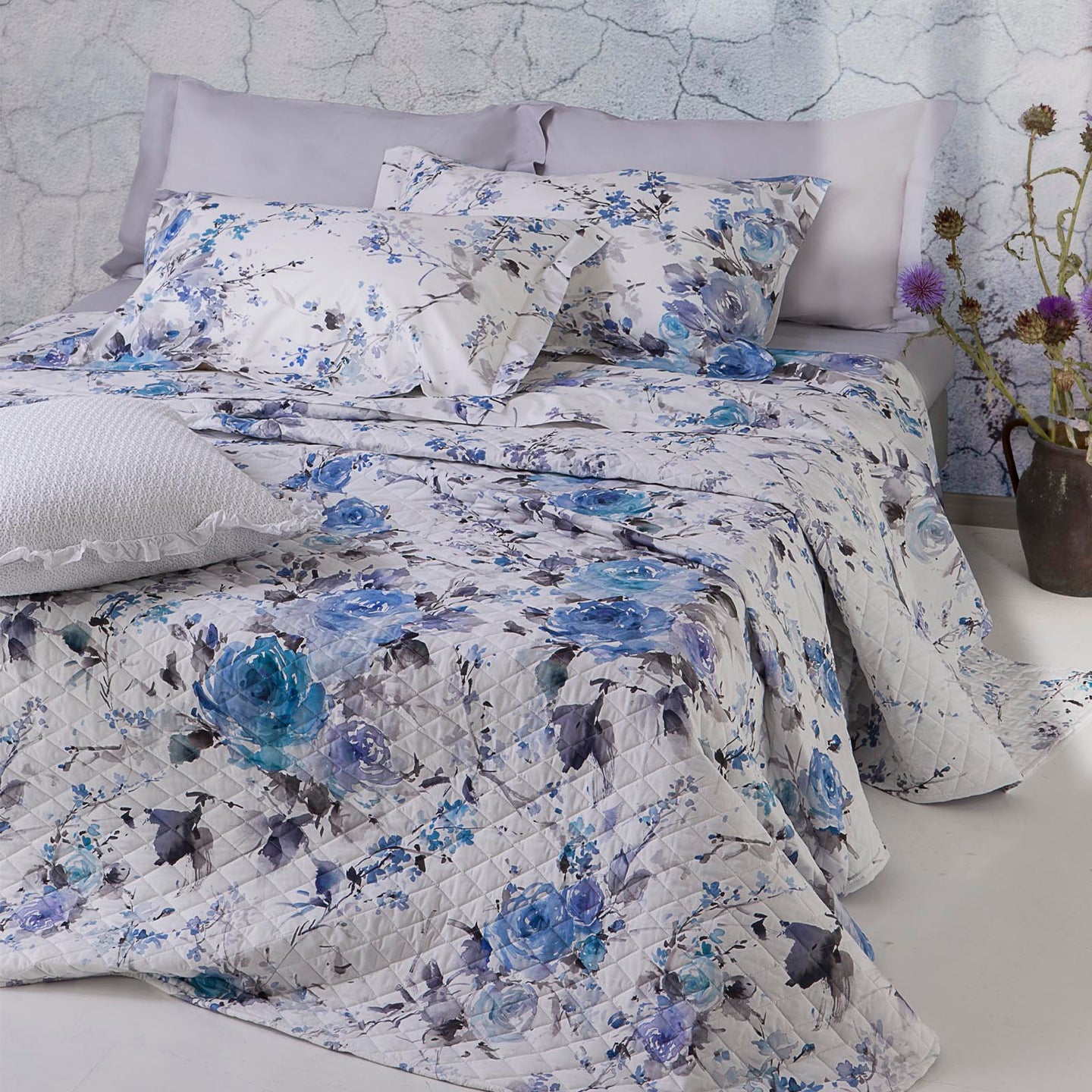 Copriletto Trapuntato Mirabello Rami-di-rose Moderno in Percalle